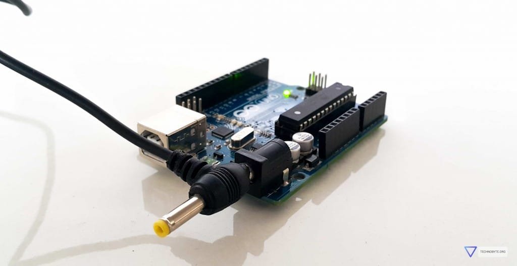 Power up the Arduino using AC-DC adapter
