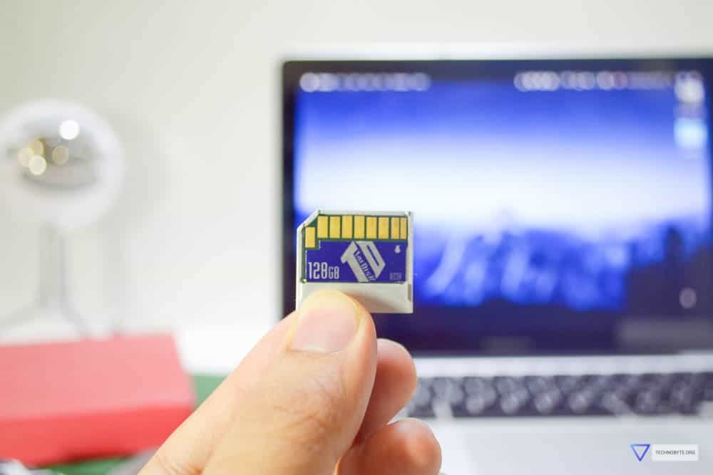 TarDisk 128GB macbook storage expansion drive